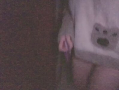 半夜妹子偷偷发自慰小视频给我