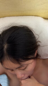 学妹答应我拍她，脸对脸深喉