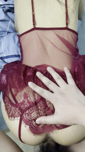 红衣服的大学妹子