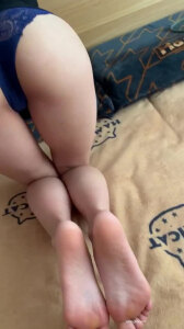 又一波母狗自拍发情了