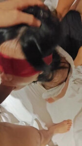 上次3p玩得太猛了后面叫得停不下来