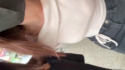 选姐妹花陪你玩一天还是只要100块