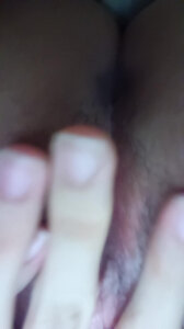 武汉10月底刚搞了个20岁小骚货多人玩，超听话求点赞评论私信，记得先去体检哦