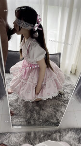 甜美女友帮单身哥们儿吸到射