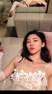超漂亮御姐太骚了，操起来叫得要人命(电报已更)